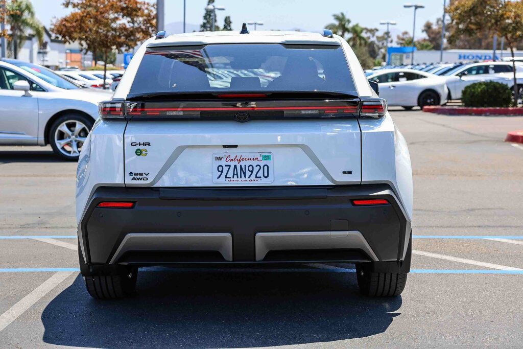 Certified 2026 Toyota C-HR AWD/4WD image 24