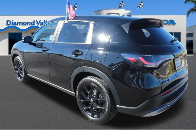 Used 2023 Honda HR-V Sport image 4