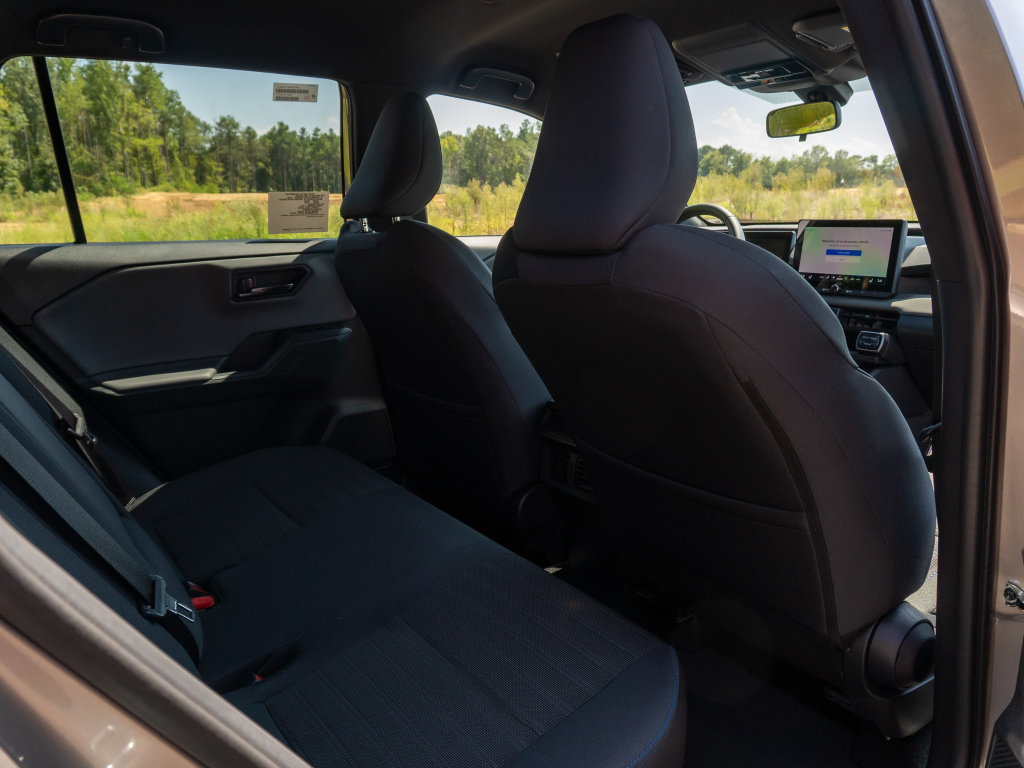 New 2026 Toyota RAV4 SE AWD/4WD image 19