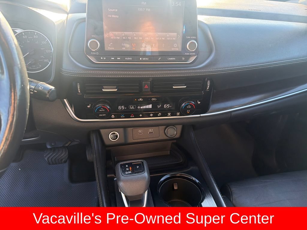 Used 2021 Nissan Rogue SL FWD image 17