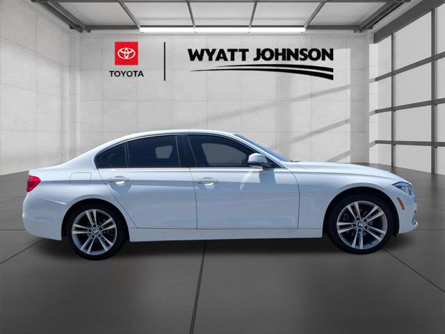 Used 2018 BMW 330i Sedan w/ Convenience Package RWD image 6