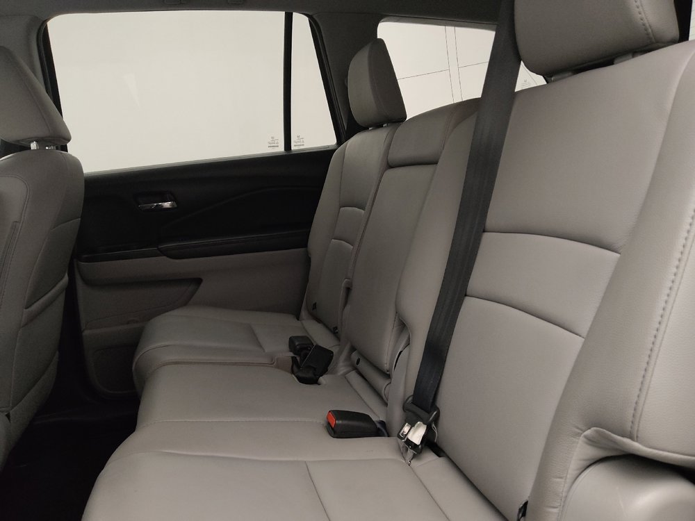 Used 2017 Honda Pilot EX-L image 18