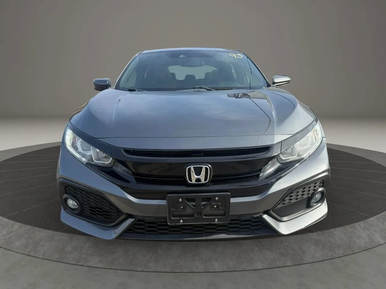 Used 2018 Honda Civic EX-L image 2