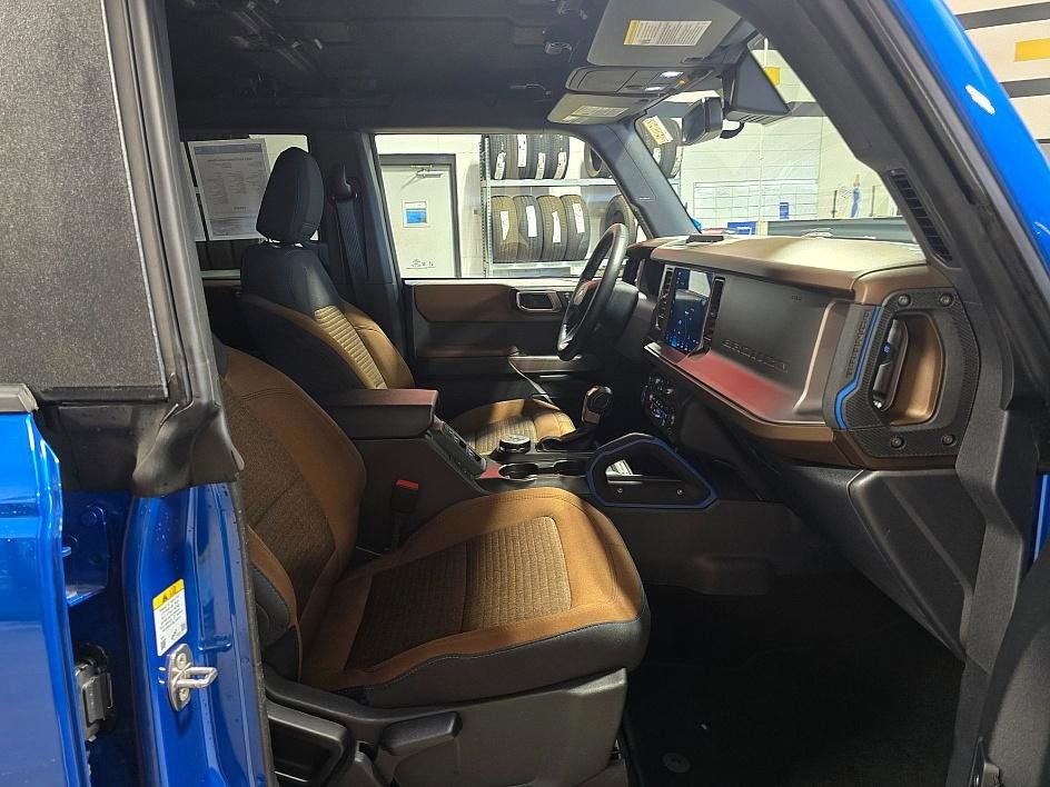 Used 2023 Ford Bronco Outer Banks image 37