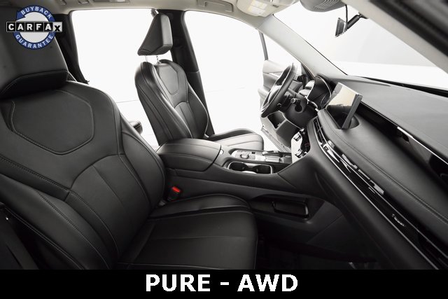 Used 2023 INFINITI QX60 Pure image 11