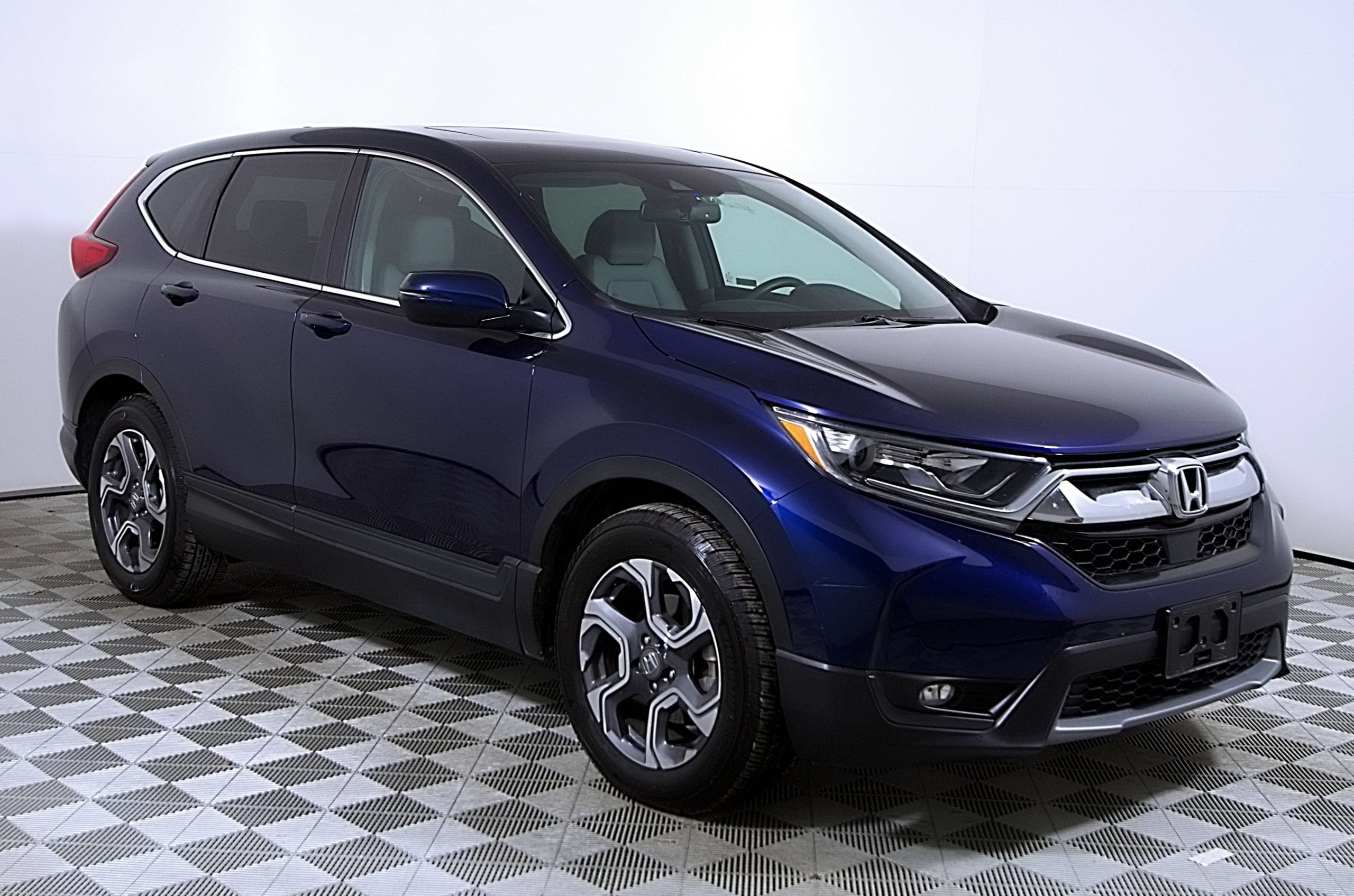 Used 2017 Honda CR-V EX image 6