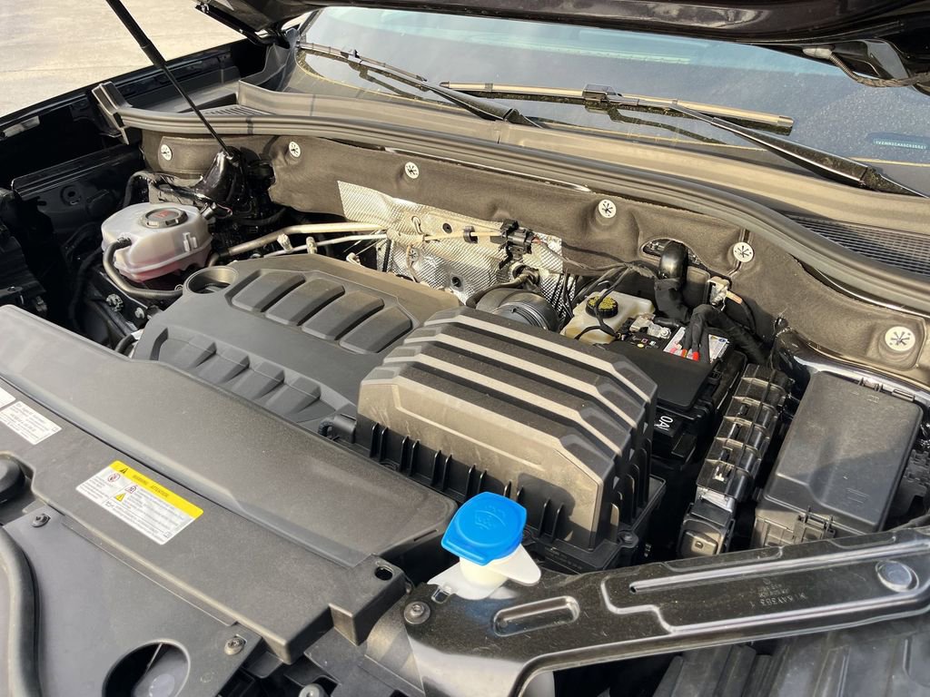 Used 2025 Volkswagen Atlas SE image 35