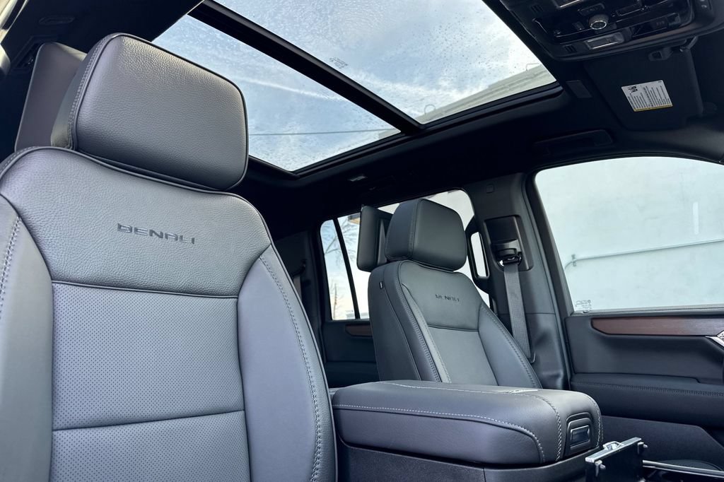 New 2026 GMC Yukon XL Denali w/ Advanced Technology Package AWD/4WD image 19