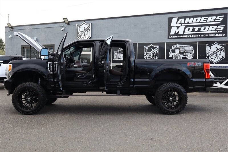 Used 2017 Ford F350 Platinum w/ Platinum Ultimate Package image 31