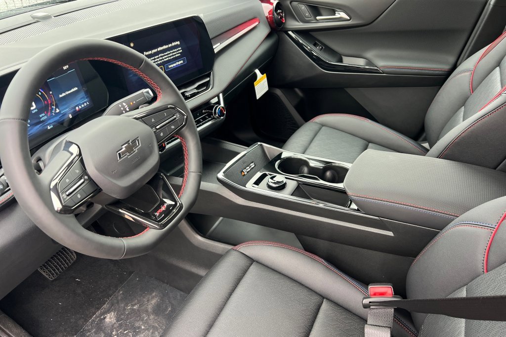 New 2026 Chevrolet Equinox RS image 7