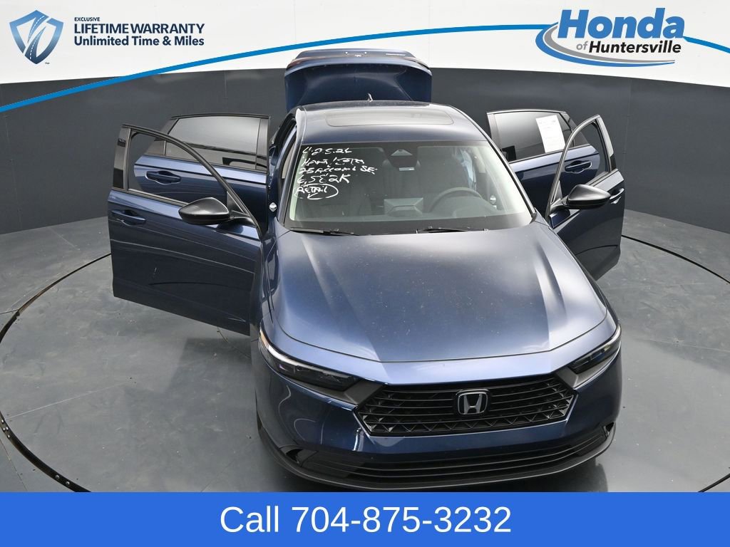 Certified 2025 Honda Accord SE image 31