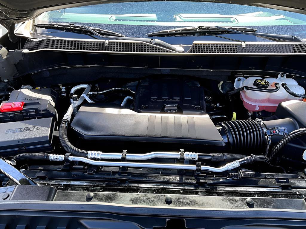 Certified 2022 Chevrolet Silverado 1500 LT AWD/4WD image 24