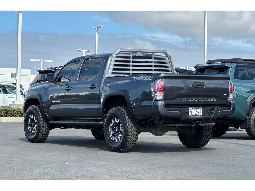 Used 2020 Toyota Tacoma TRD Off-Road w/ TRD Premium Off Road Package AWD/4WD image 6