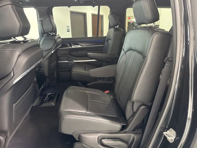 New 2026 Jeep Grand Wagoneer L Summit image 21