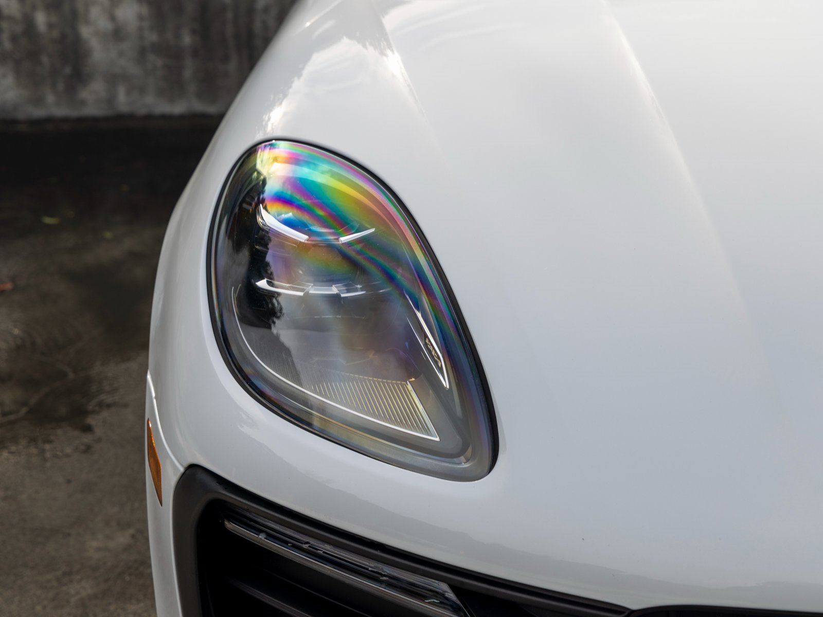 Certified 2023 Porsche Macan image 14