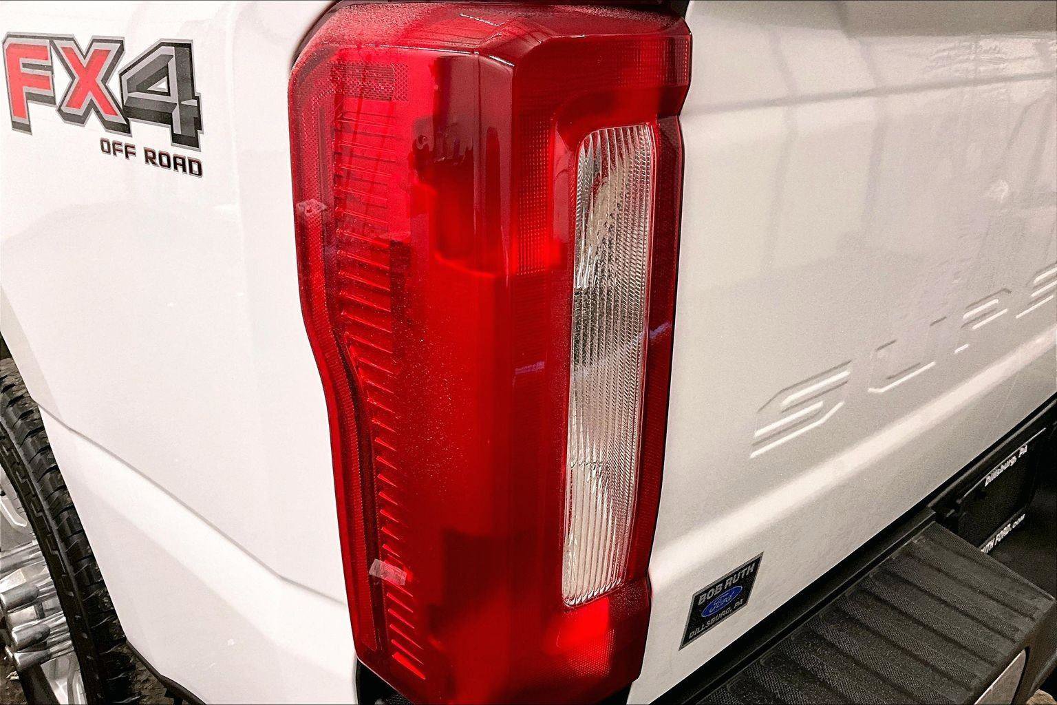 Certified 2024 Ford F250 XLT w/ FX4 Off-Road Package image 26