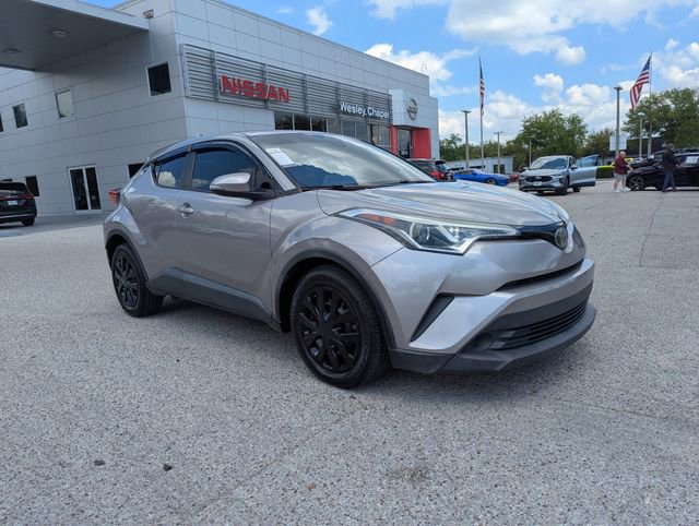 Used 2019 Toyota C-HR LE image 2
