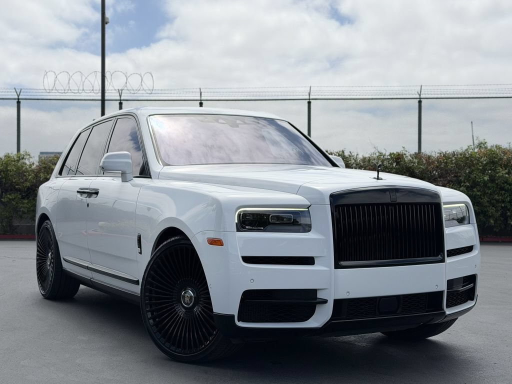 Used 2021 Rolls-Royce Cullinan AWD/4WD image 19
