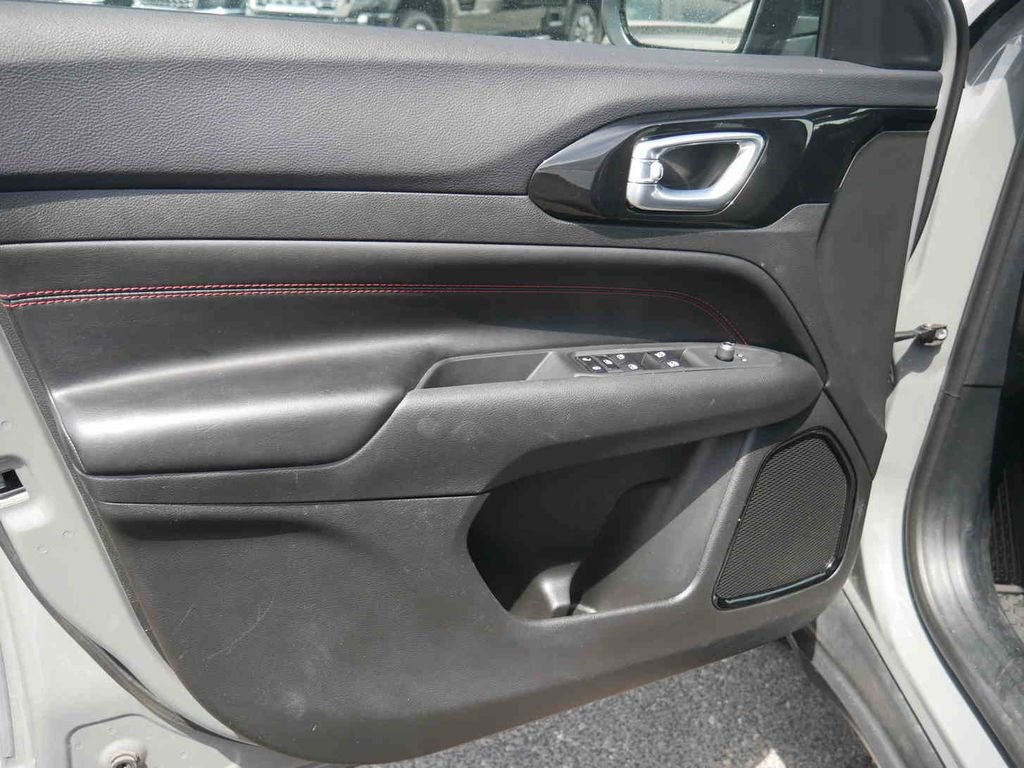 Certified 2024 Jeep Compass Trailhawk AWD/4WD image 22