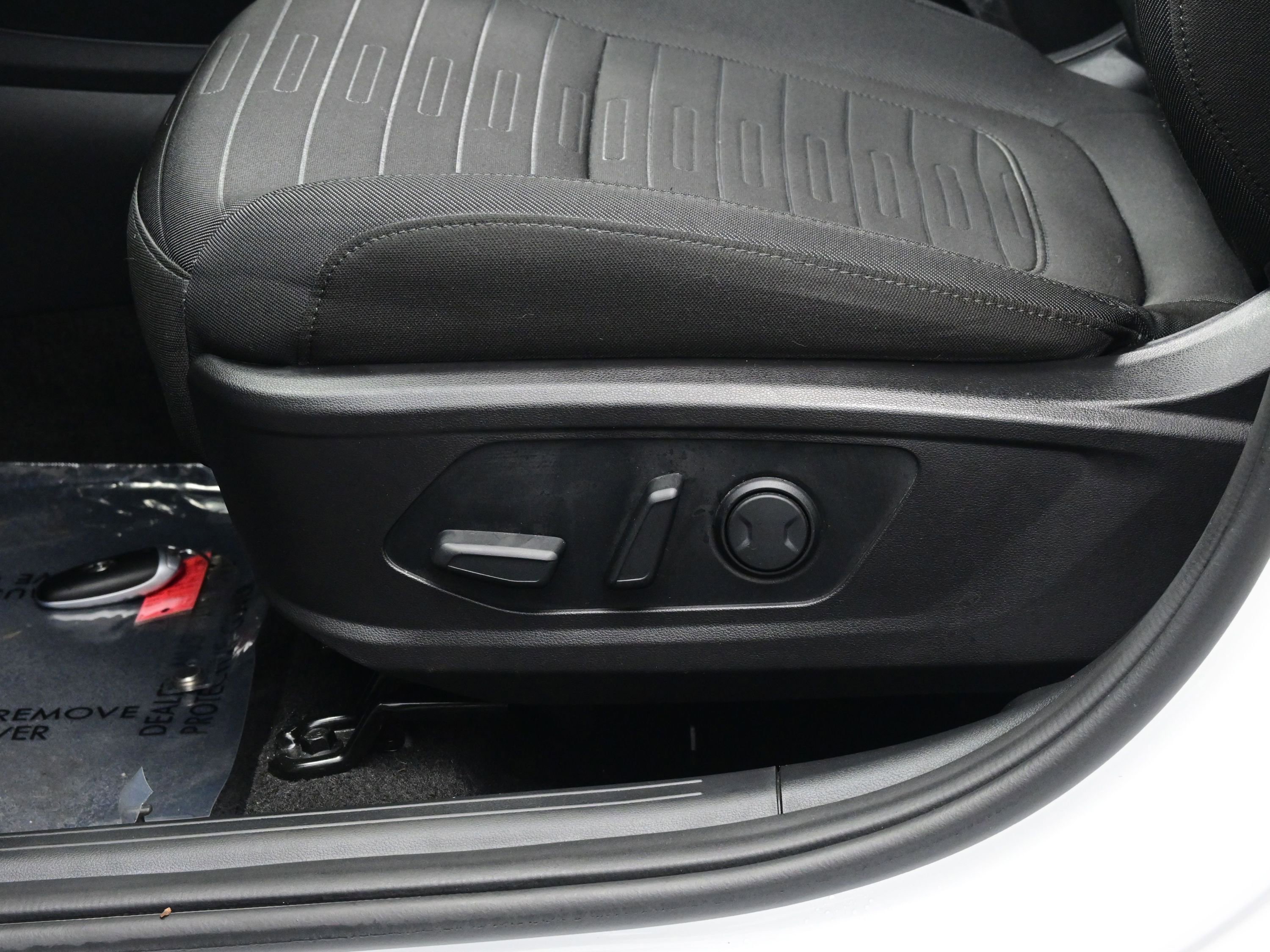 Certified 2022 Hyundai Santa Cruz SEL w/ Activity Package image 10