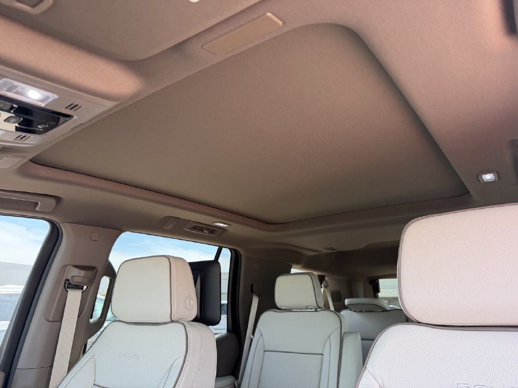 New 2027 GMC Yukon Denali w/ Denali Reserve Package AWD/4WD image 22