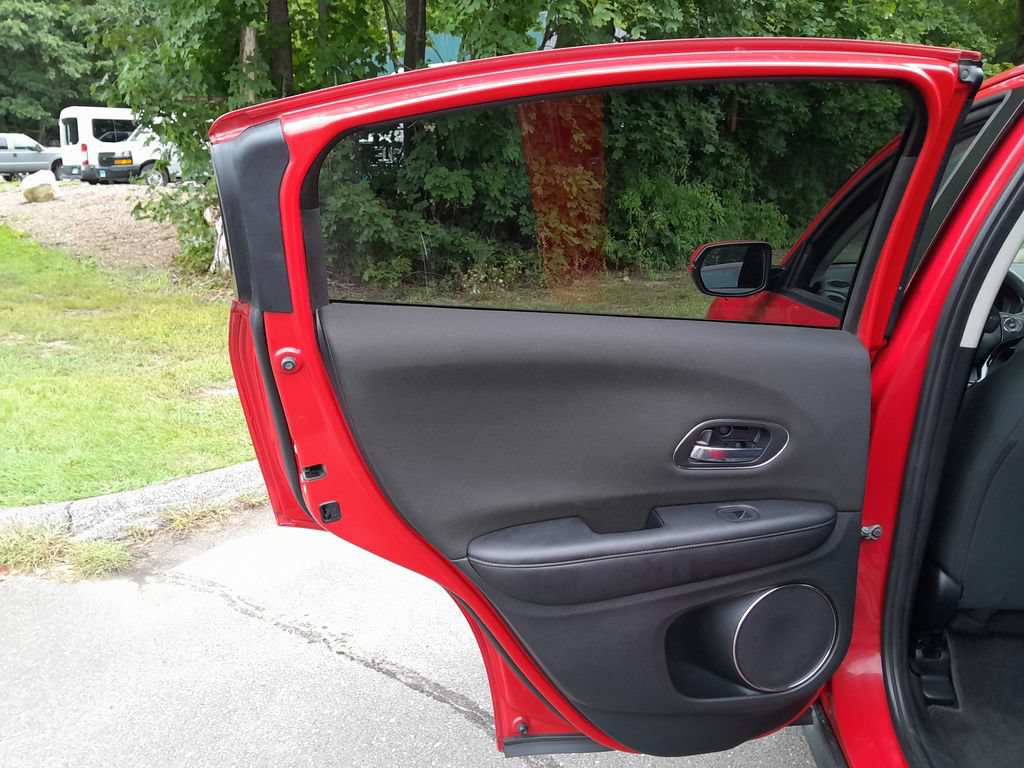 Used 2018 Honda HR-V EX image 25
