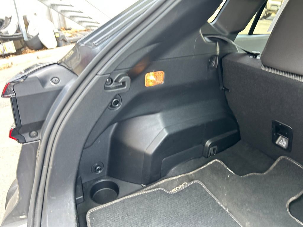 Used 2024 Subaru Crosstrek 2.0i Premium image 25