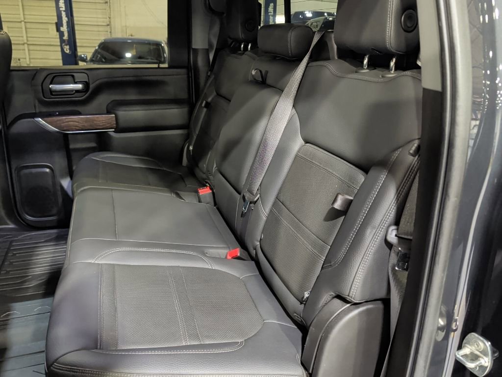 Used 2021 GMC Sierra 3500 Denali w/ Denali Ultimate Package image 14