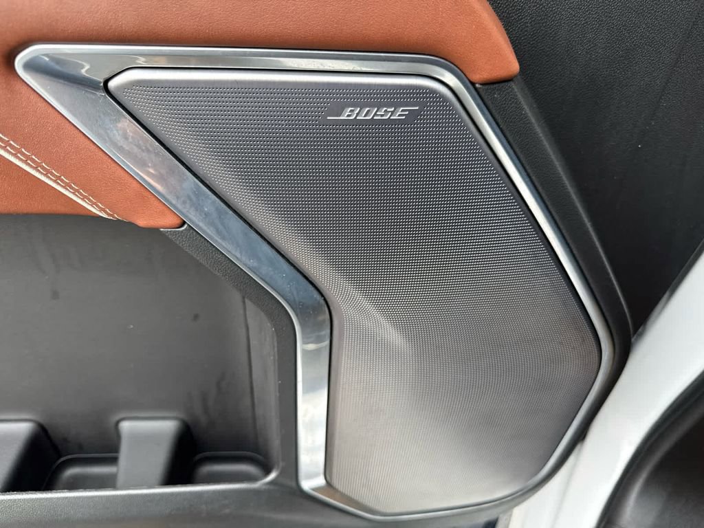 Used 2023 GMC Sierra 1500 Denali Ultimate image 8