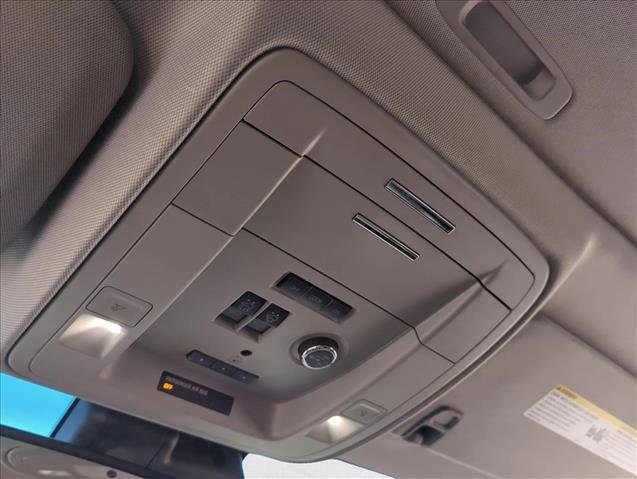 Used 2018 GMC Yukon Denali w/ Open Road Package image 15