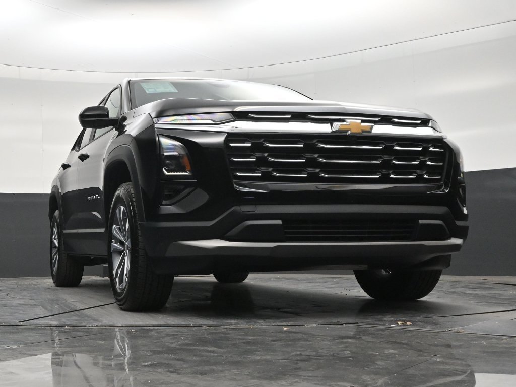 Used 2026 Chevrolet Equinox LT w/ Safety and Technology Package FWD image 26