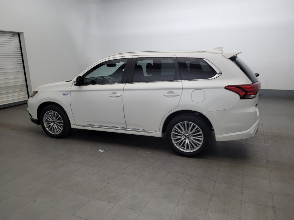 Used 2019 Mitsubishi Outlander SEL image 3