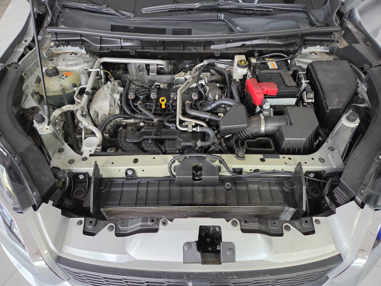 Used 2023 Mitsubishi Outlander SE image 35