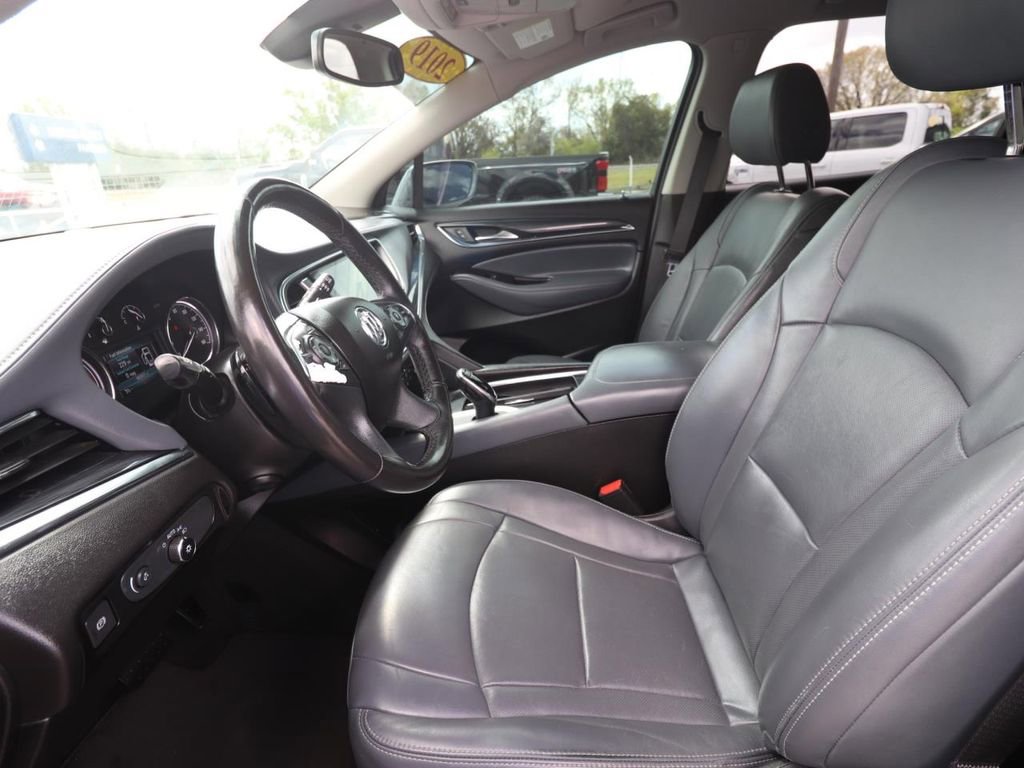 Used 2019 Buick Enclave Premium image 2
