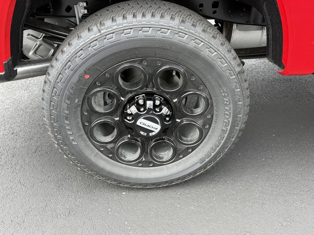 New 2026 Ford F250 Lariat w/ Black Appearance Package image 22