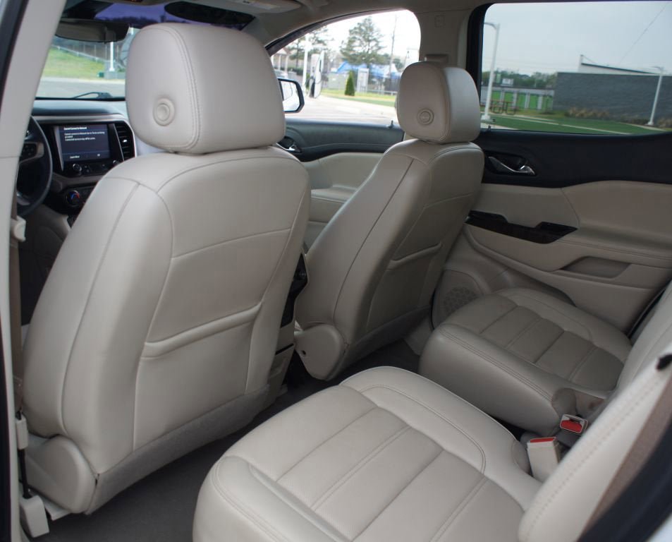 Used 2021 GMC Acadia Denali w/ Denali Technology Package image 16