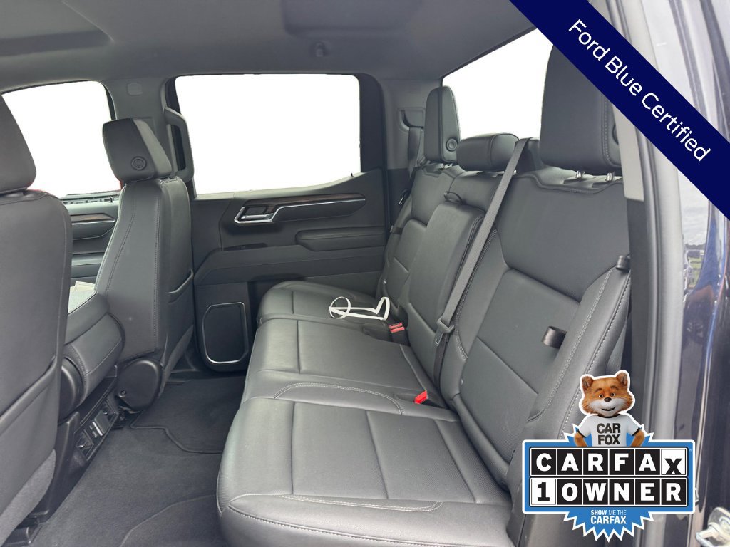 Used 2025 GMC Sierra 1500 SLT AWD/4WD image 18