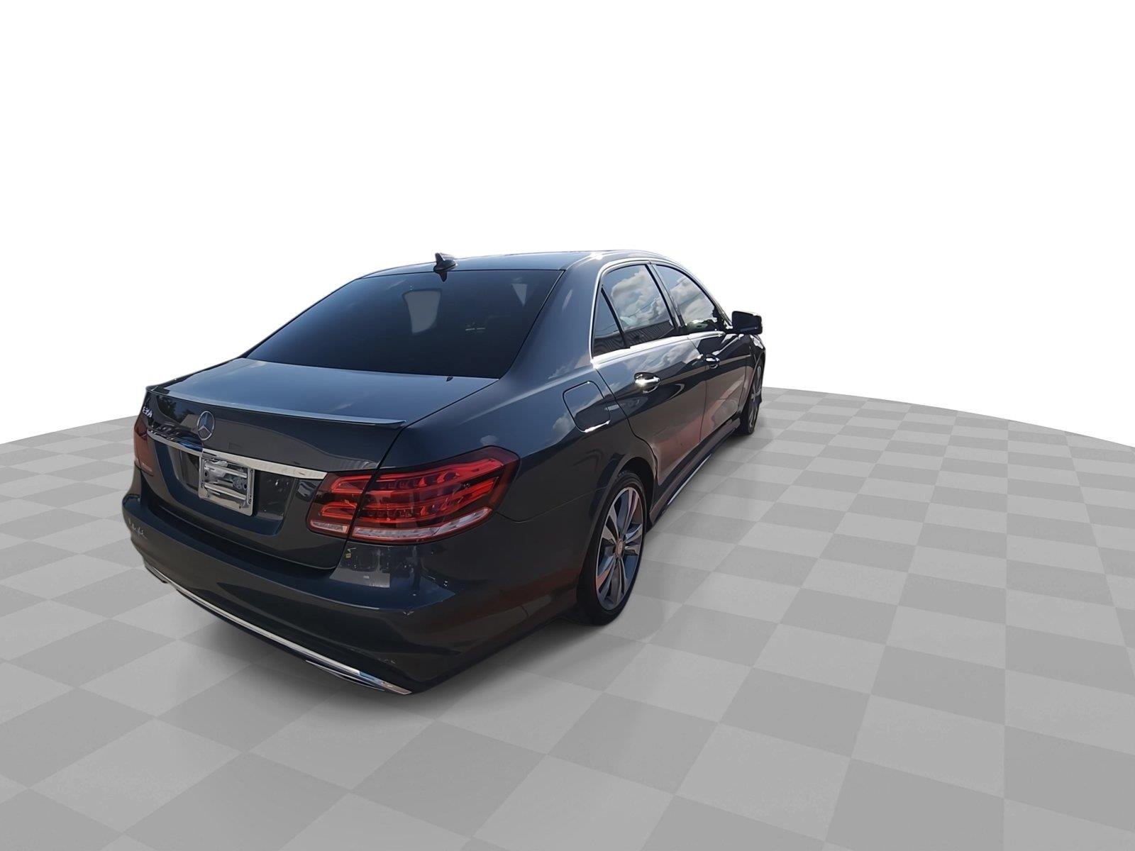 Used 2015 Mercedes-Benz E 350 Sedan image 8