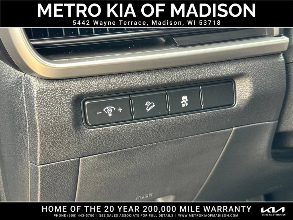 Used 2023 Kia Telluride S AWD/4WD image 13