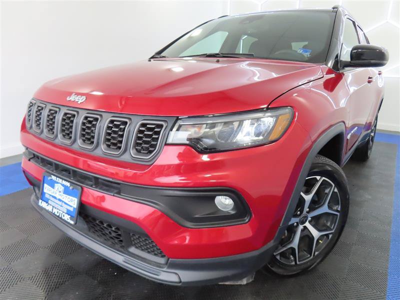 Used 2025 Jeep Compass Limited AWD/4WD image 1
