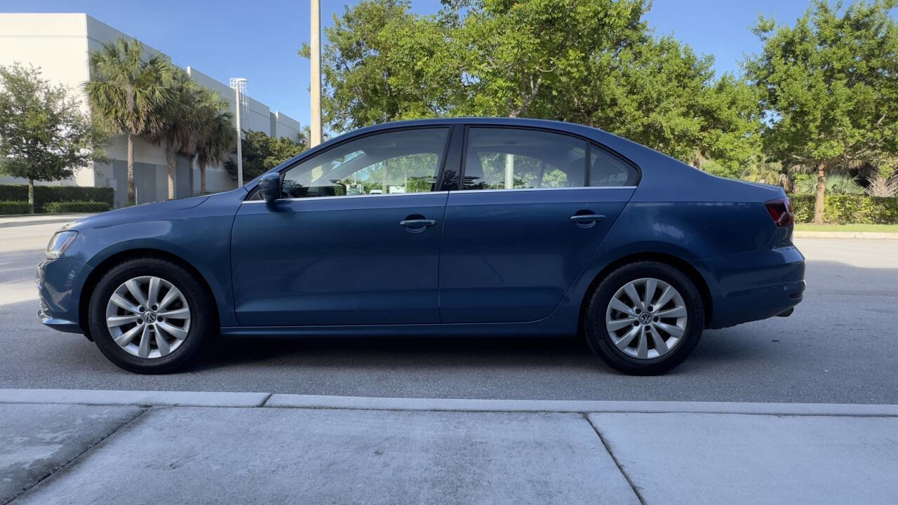 Used 2017 Volkswagen Jetta S image 6