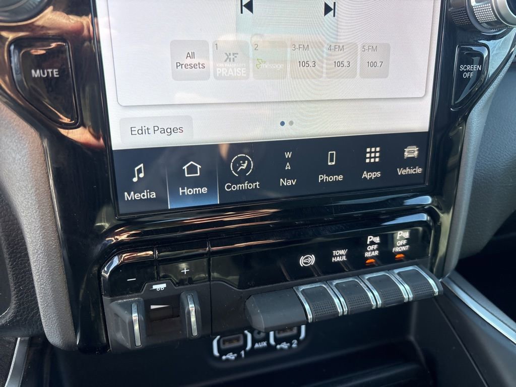 Used 2024 RAM 3500 Big Horn w/ Sport Appearance Package image 17