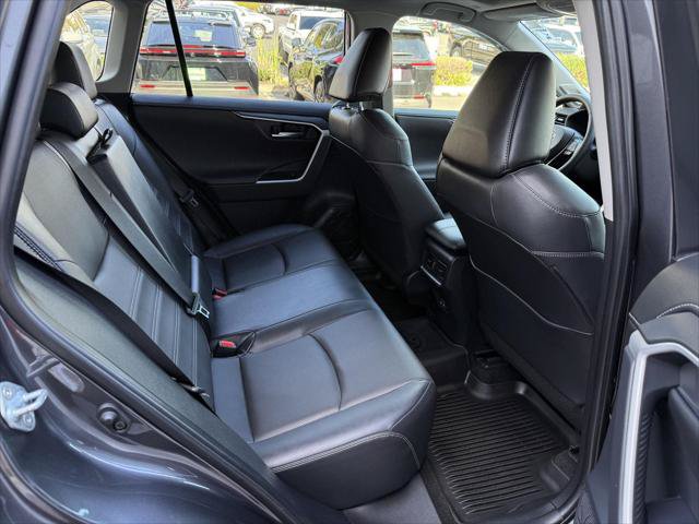 Certified 2025 Toyota RAV4 Limited w/ Advanced Technology Package AWD/4WD image 20