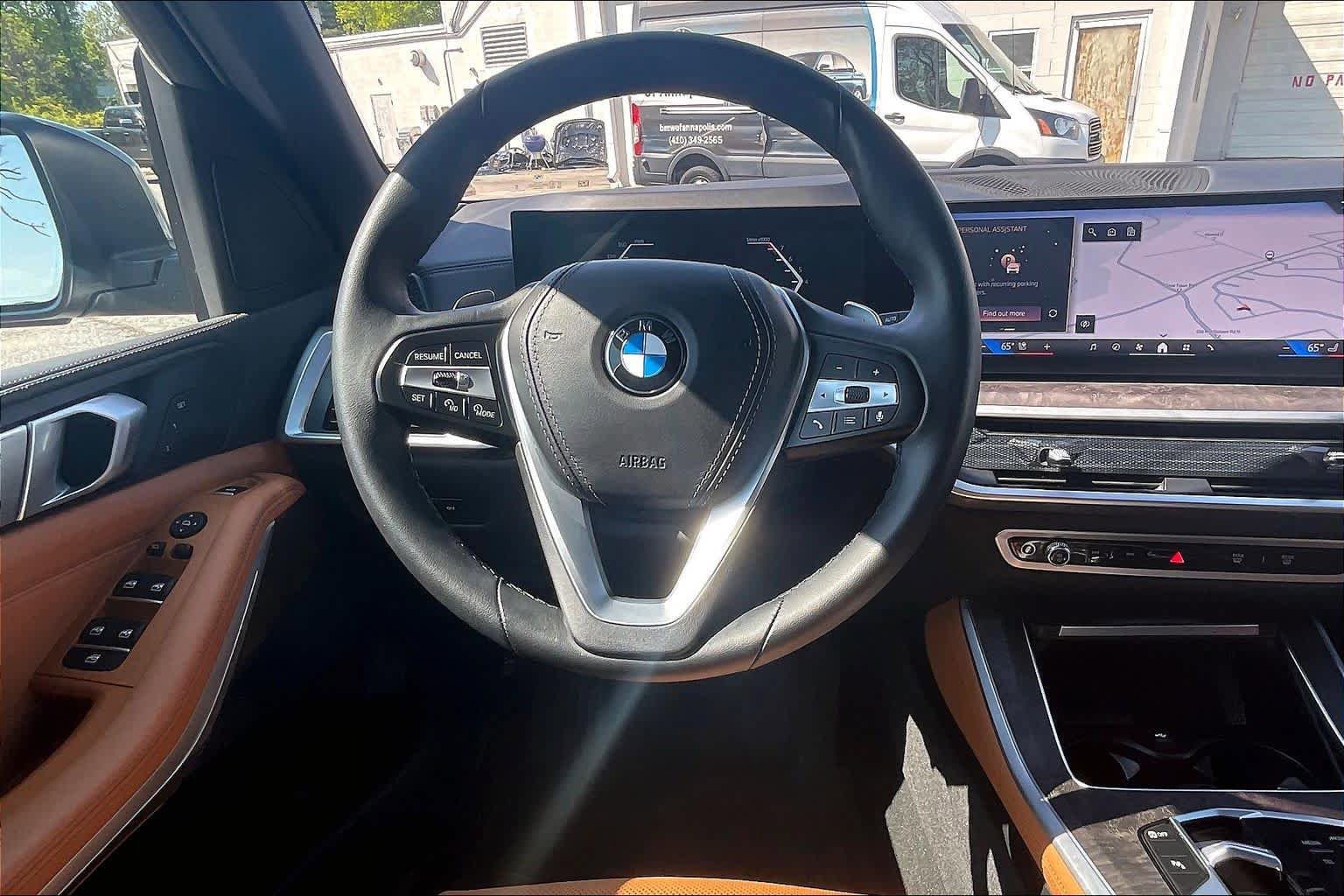 Used 2024 BMW X5 xDrive40i w/ Parking Assistance Package AWD/4WD image 5