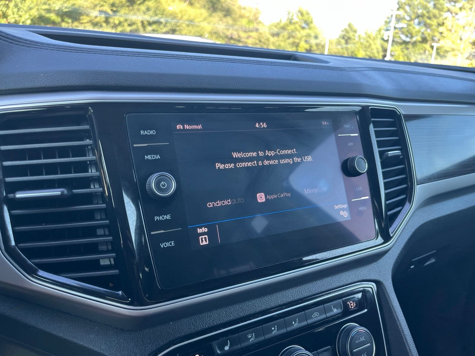 Used 2019 Volkswagen Atlas SEL AWD/4WD image 24