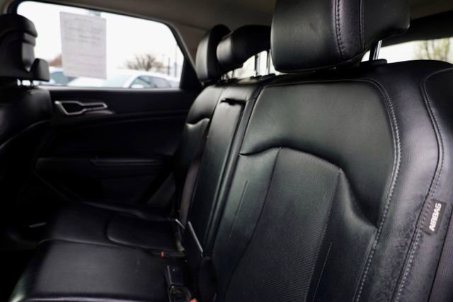 Certified 2024 Kia Sportage EX image 36