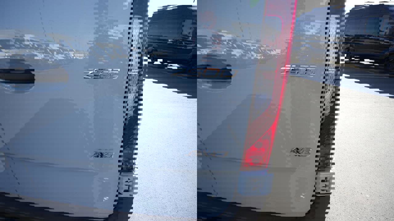 New 2026 Mercedes-Benz Sprinter 2500 image 12