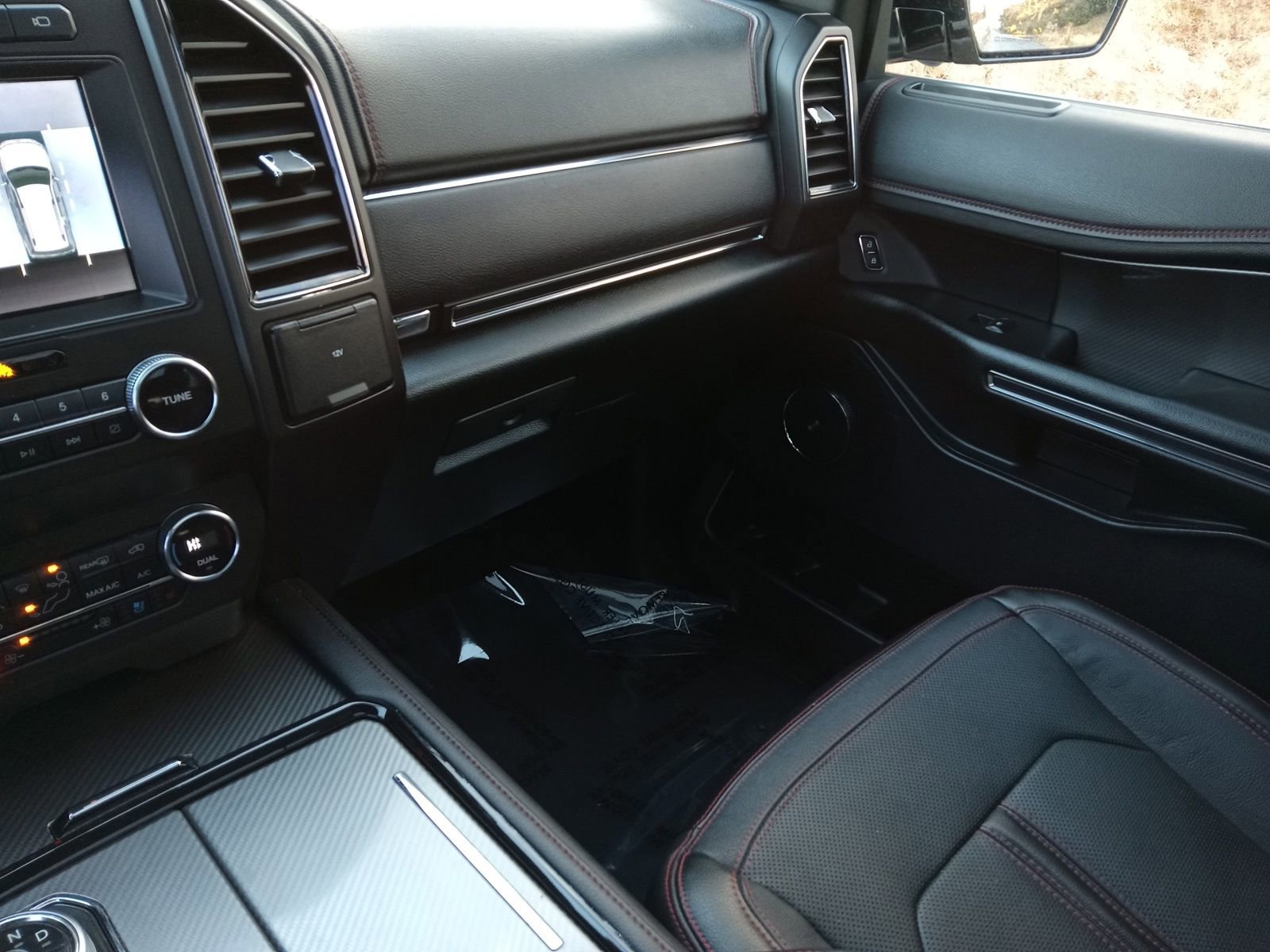 Used 2019 Ford Expedition Limited w/ Equipment Group 303A image 21