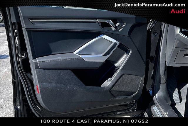 Used 2025 Audi Q3 2.0T Premium w/ Convenience Package image 15