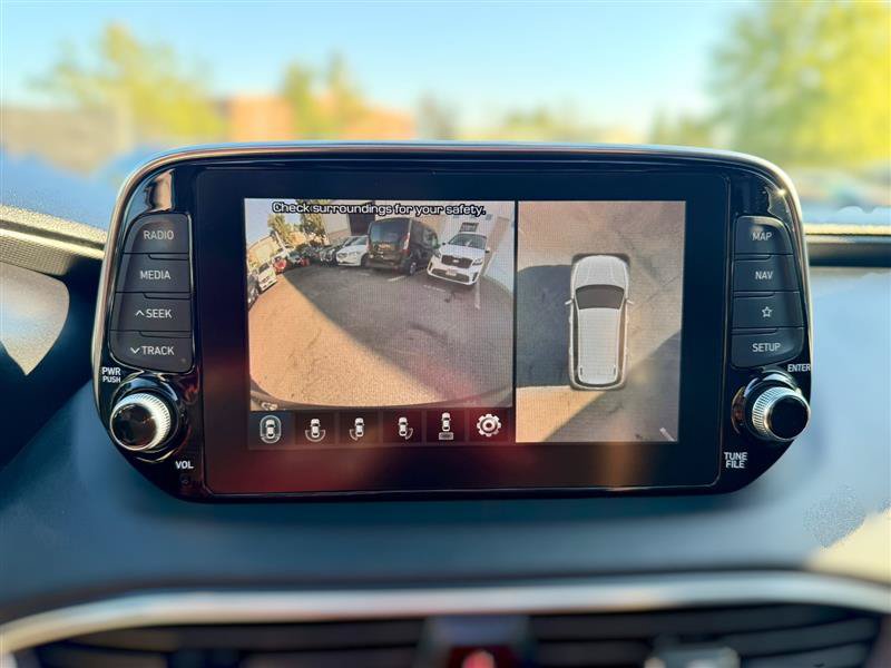 Used 2020 Hyundai Santa Fe Limited AWD/4WD image 23